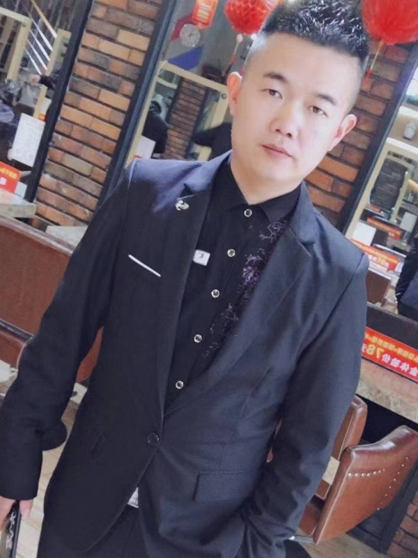 相伴到老的第一张照片--泉州上门女婿服务网