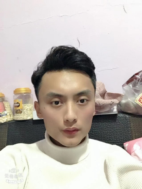 独孤一人的第一张照片--泉州上门女婿服务网